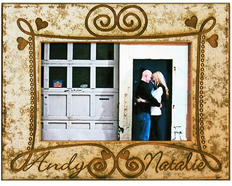 The name frame to accent your décor of nostalgia
