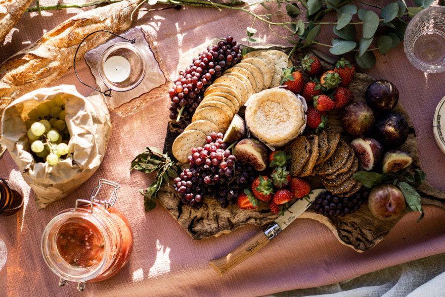 Fruit dish to pass on the fourth of July